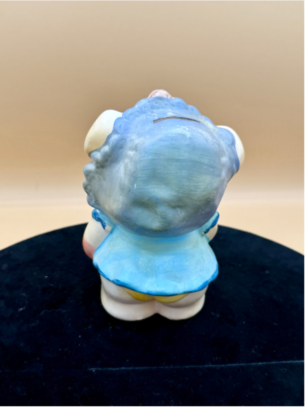Vintage Chalkware Piggy Bank Hand Painted Whimsical Pig Coin Bank Made in China - Picture 7 of 15